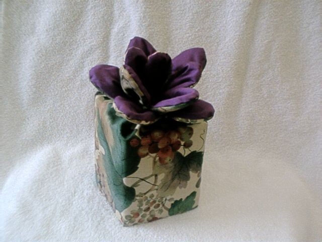 purple_with_print_1c_buds_purple_color_up.jpg
